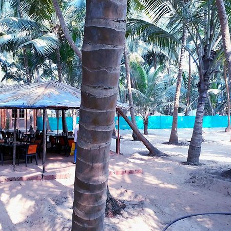 Samant Beach Resort Malvan Exterior photo