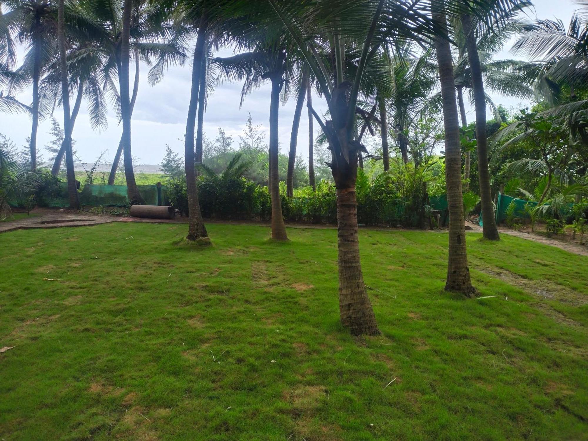 Samant Beach Resort Malvan Exterior photo