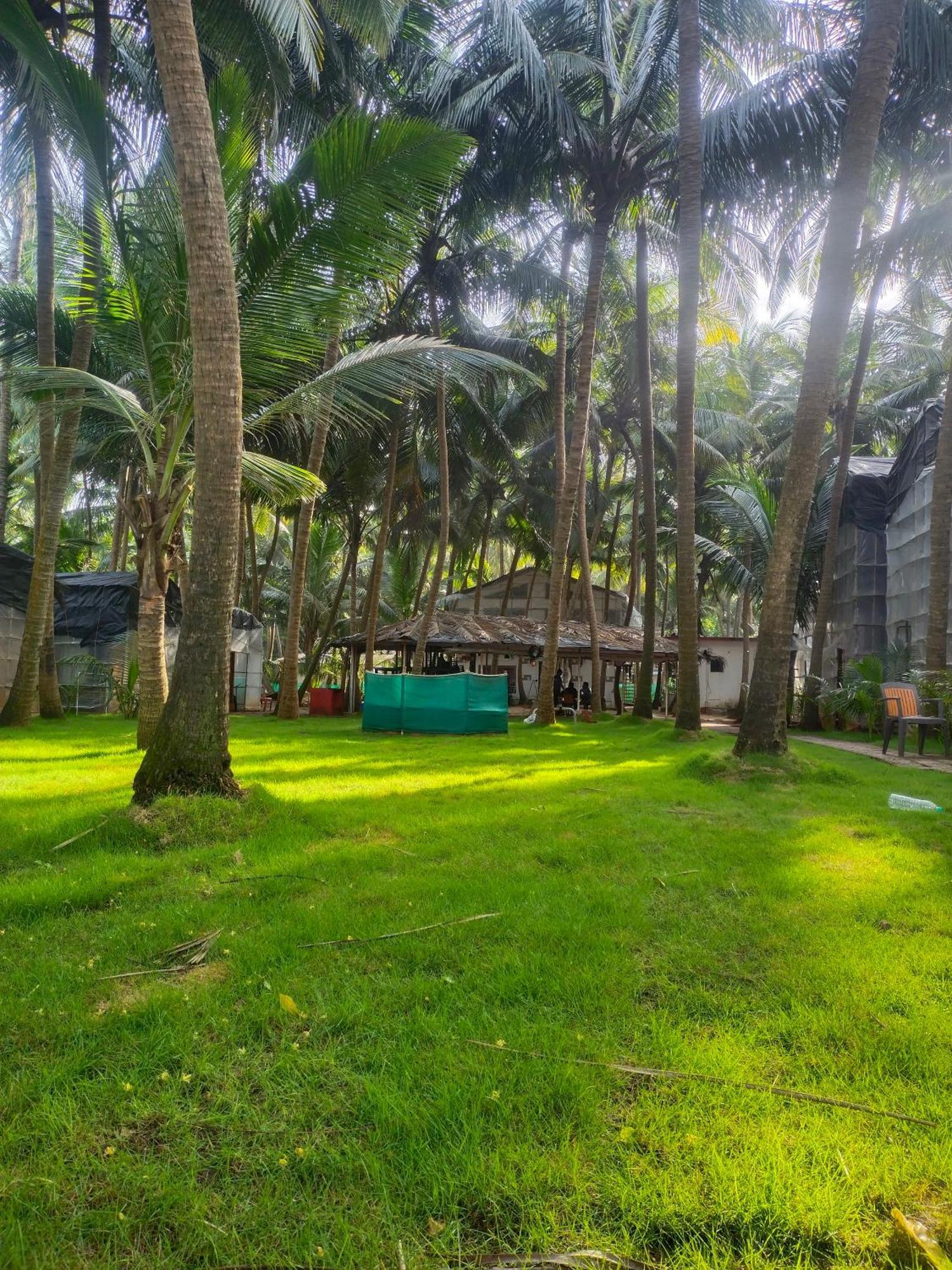 Samant Beach Resort Malvan Exterior photo